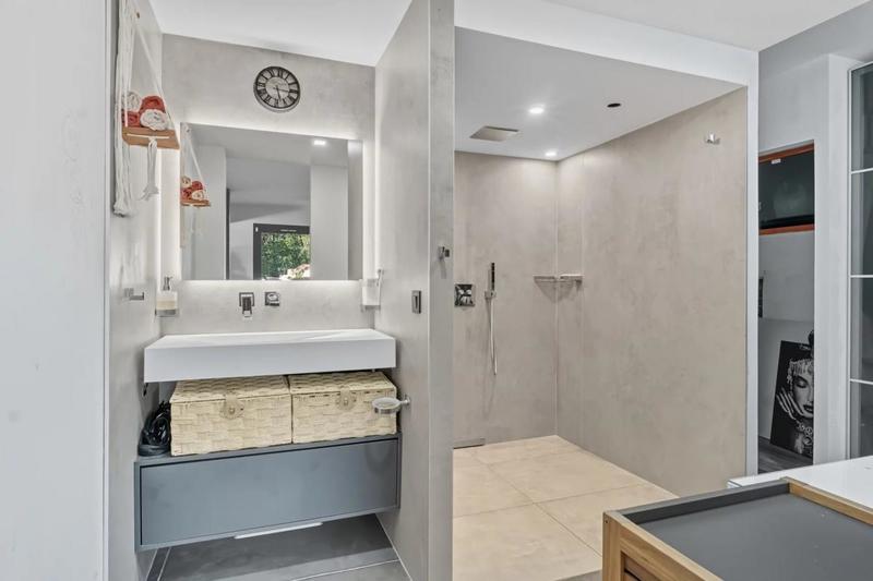 Villa - 159 m² - 6 pièces