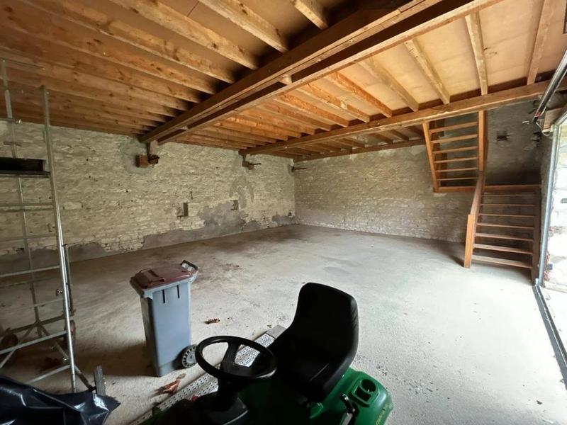 Maison - 338 m² - 10 pièces