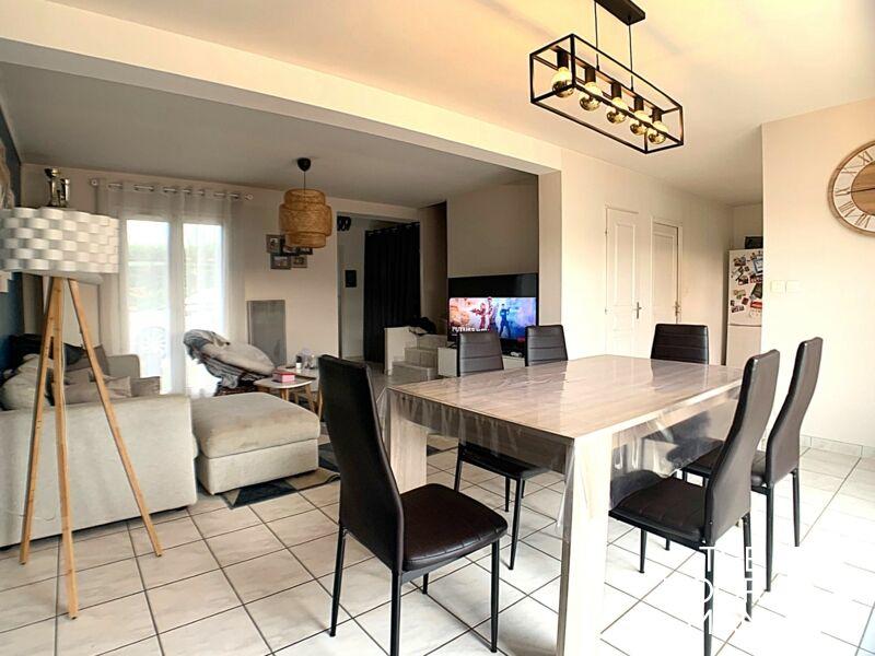 Maison - 97 m² - 4 pièces