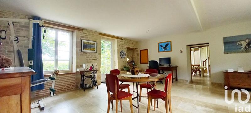 Maison - 263 m² - 5 pièces