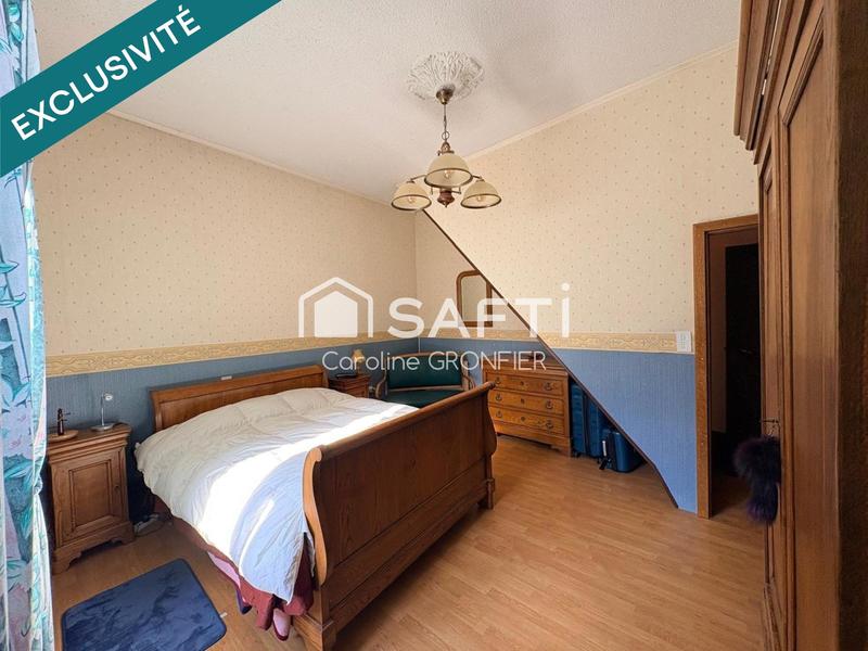 Maison - 246 m² - 7 pièces