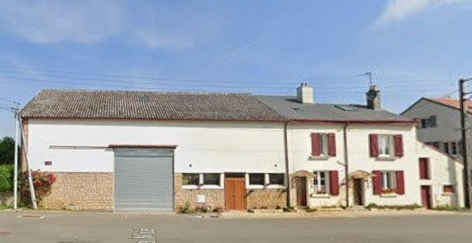 Maison - 216 m² - 10 pièces