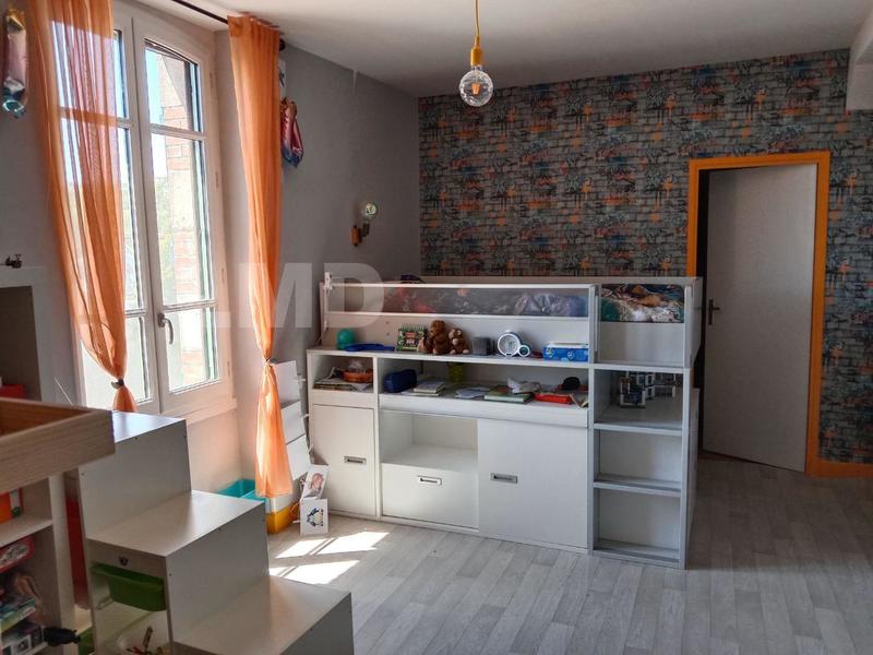 Maison - 167 m² - 7 pièces