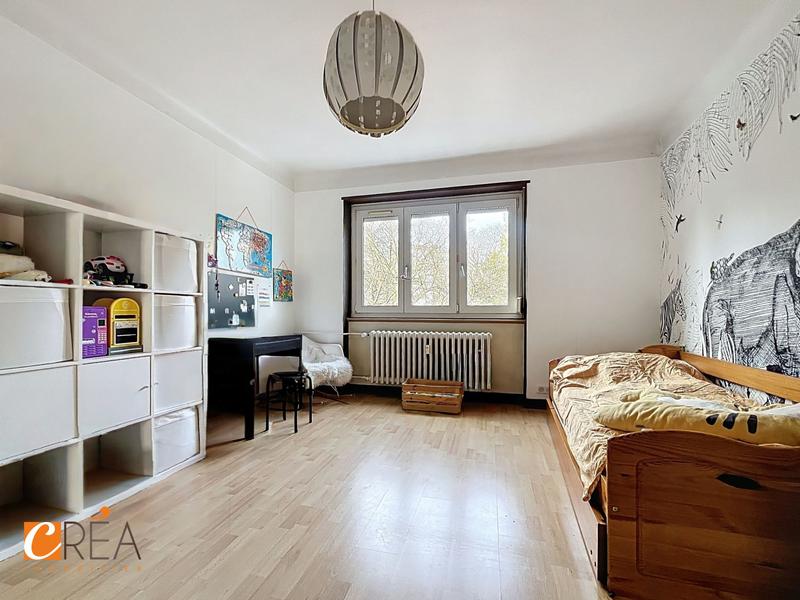 Appartement - 125 m² - 5 pièces