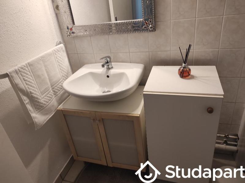 Chambre - 14 m² - 1 pièce