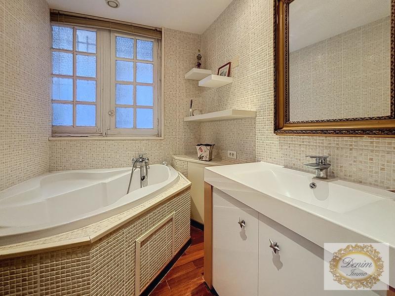 Appartement - 115 m² - 4 pièces