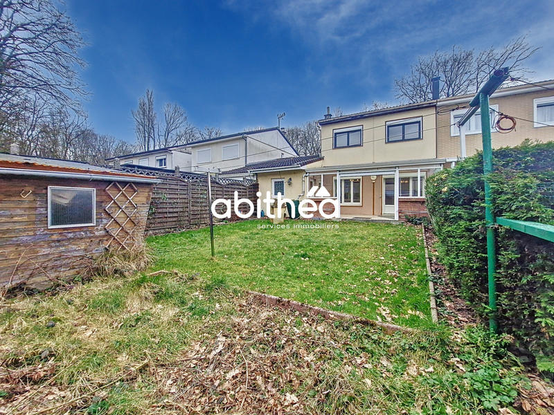 Maison - 86 m² - 5 pièces