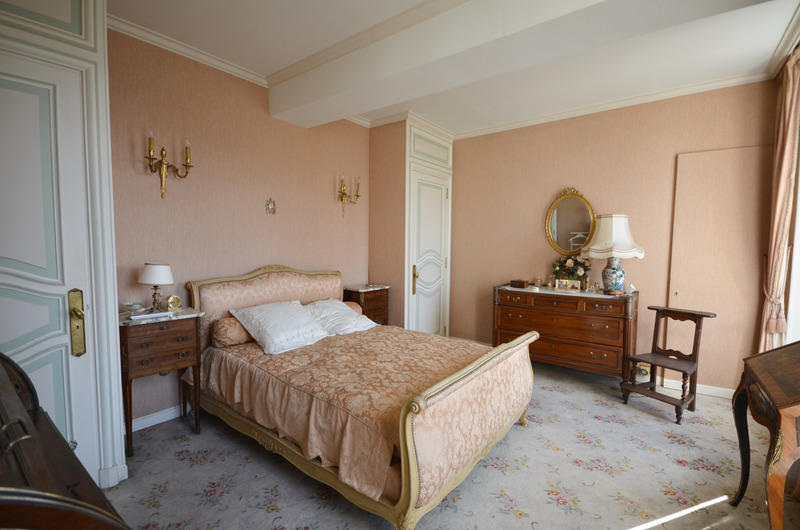 Maison bourgeoise - 400 m² - 17 pièces