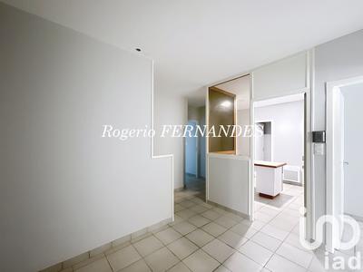 Appartement - 93 m² - 8 pièces