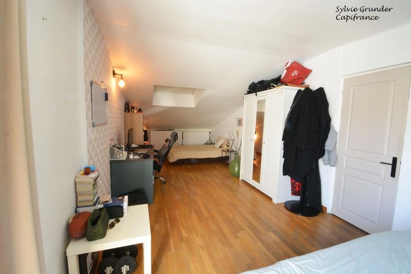 Maison - 194 m² - 8 pièces