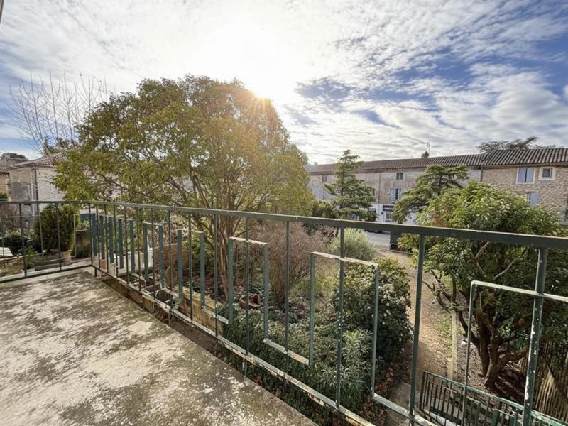 Maison - 255 m² - 10 pièces