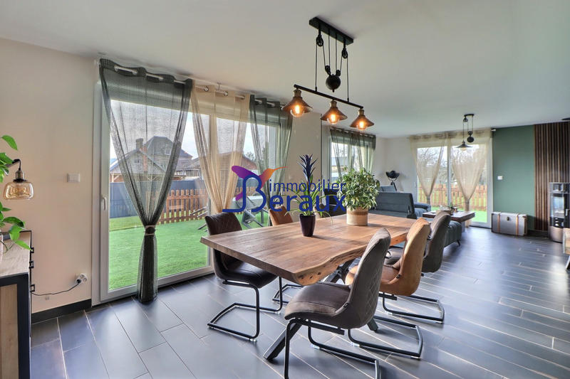 Maison contemporaine - 140 m² - 7 pièces
