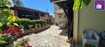 Propriété - 282 m² - 12 pièces