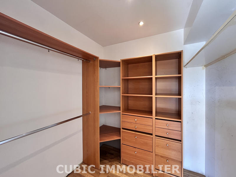 Villa - 140 m² - 7 pièces