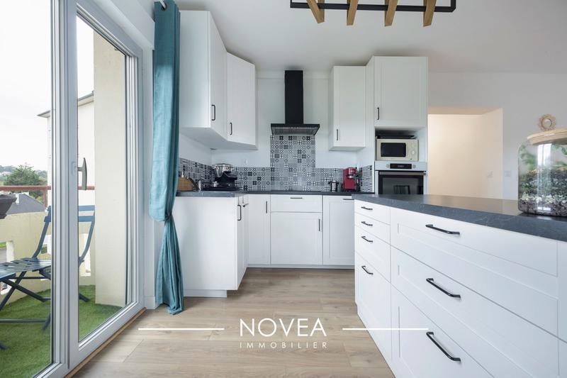 Appartement - 90 m² - 4 pièces