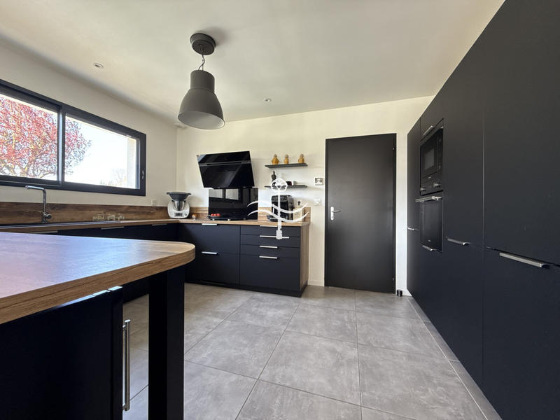 Maison - 154 m² - 5 pièces