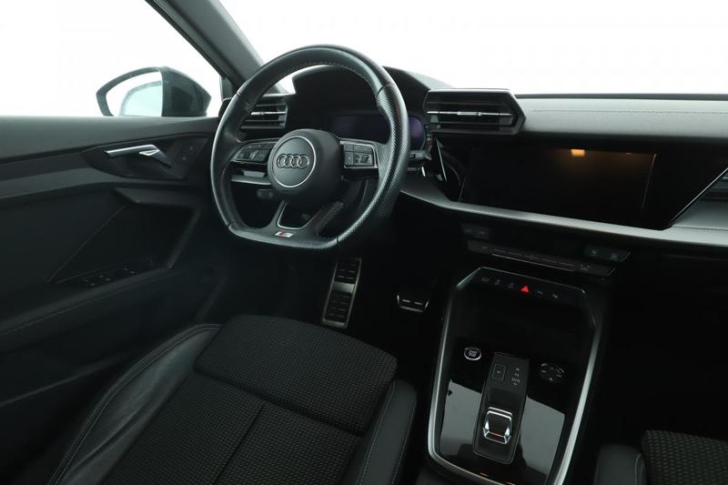 Audi A3 Berline 35 Tfsi mHEV s line s tronic 7 150 ch