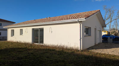 Maison - 94 m² - 4 pièces