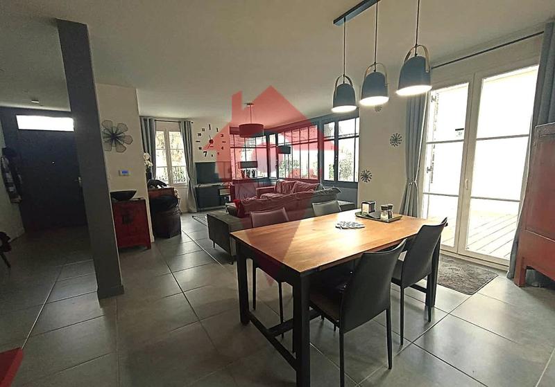 Maison - 148 m² - 5 pièces