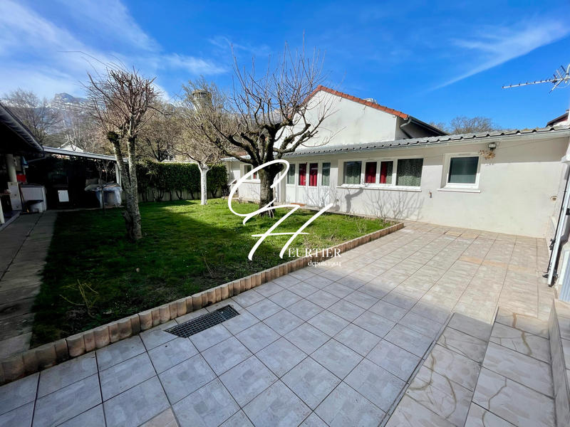 Maison - 169 m² - 7 pièces