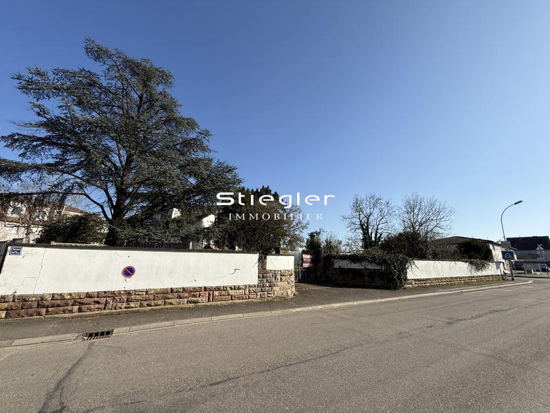 Maison - 204 m² - 6 pièces