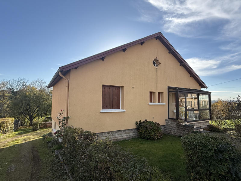 Maison - 95 m² - 6 pièces