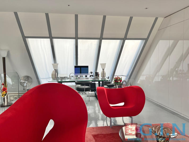 Maison - 217 m² - 6 pièces