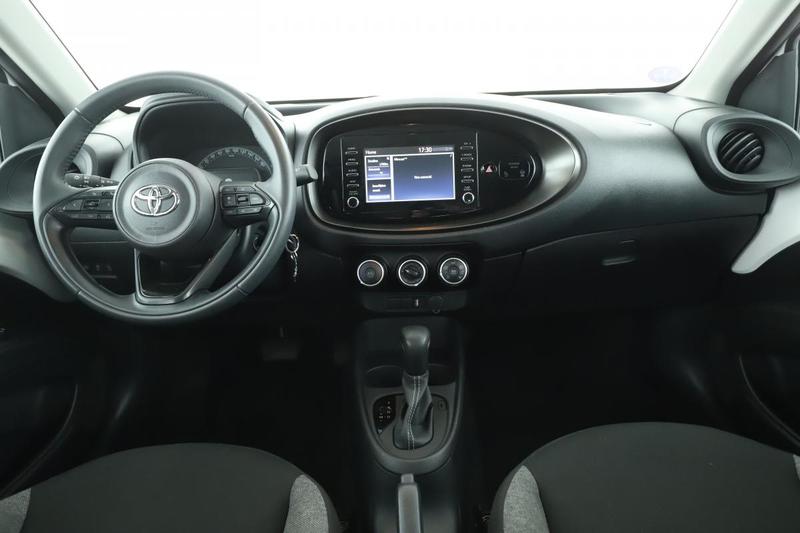 Toyota aygo x 1.0 Vvt-i Dynamic s-Cvt 72 ch