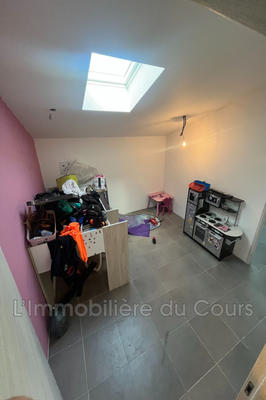 Villa - 200 m² - 4 pièces