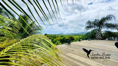 Propriété - 241 m² - 12 pièces