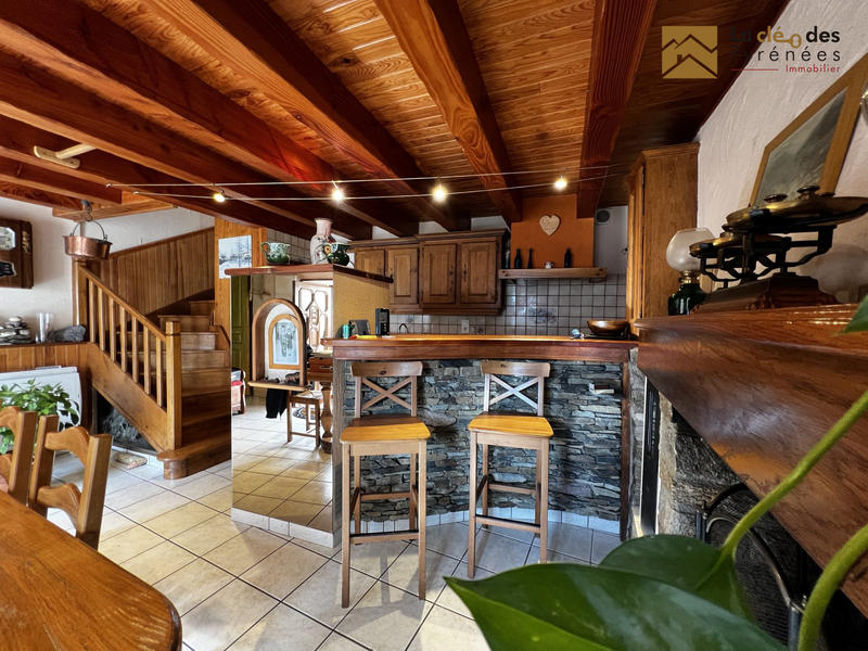 Maison traditionnelle - 81 m² - 4 pièces