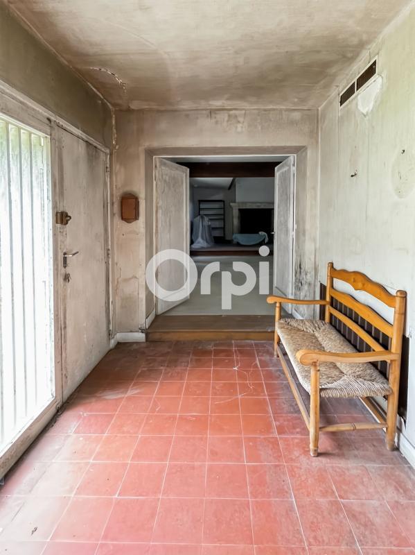 Maison - 209 m² - 9 pièces