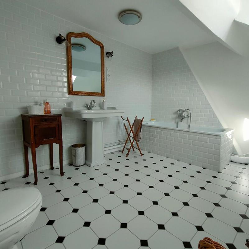 Maison bourgeoise - 256 m² - 6 pièces