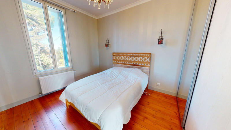 Maison - 170 m² - 7 pièces