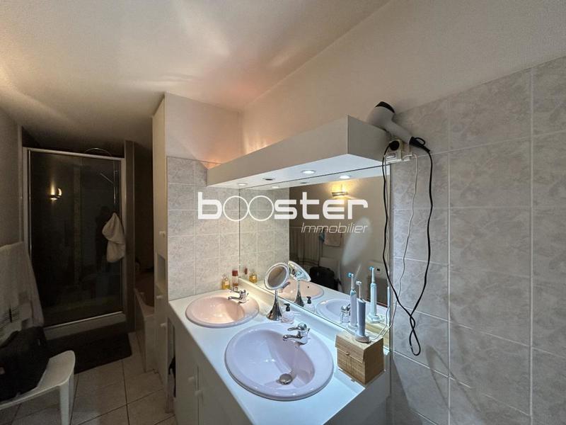 Appartement ancien - 105 m² - 4 pièces