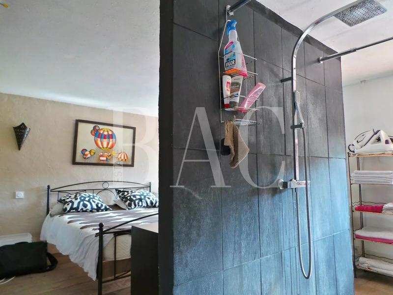 Villa - 500 m² - 12 pièces