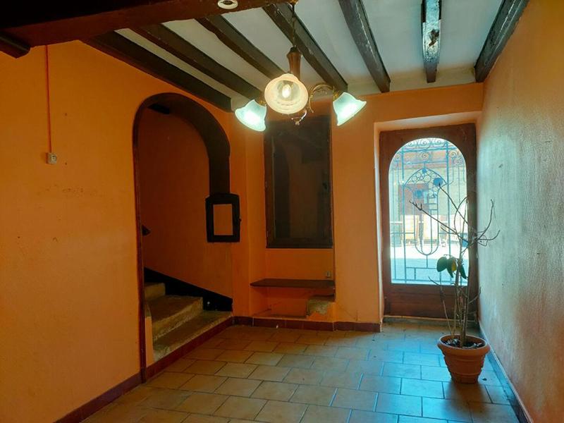 Maison - 600 m² - 16 pièces