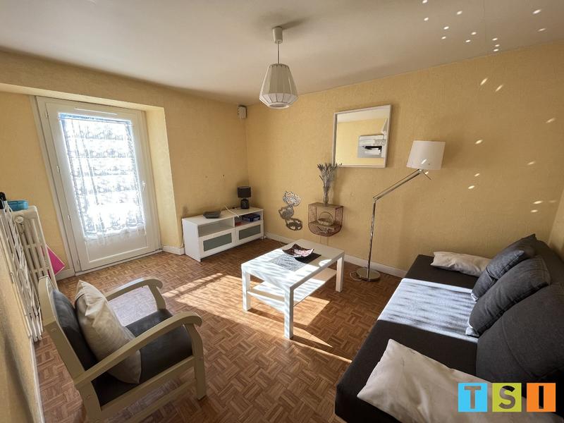 Maison - 260 m² - 12 pièces