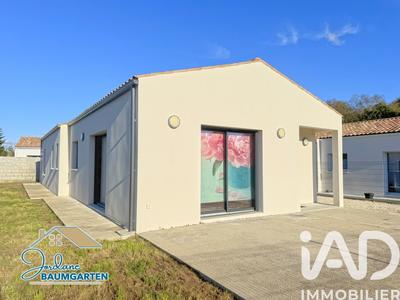 Maison - 98 m² - 5 pièces