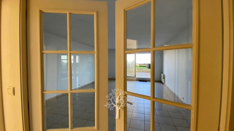 Appartement - 90 m² - 3 pièces