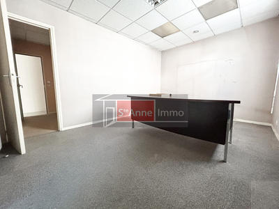 Maison - 476 m² - 12 pièces