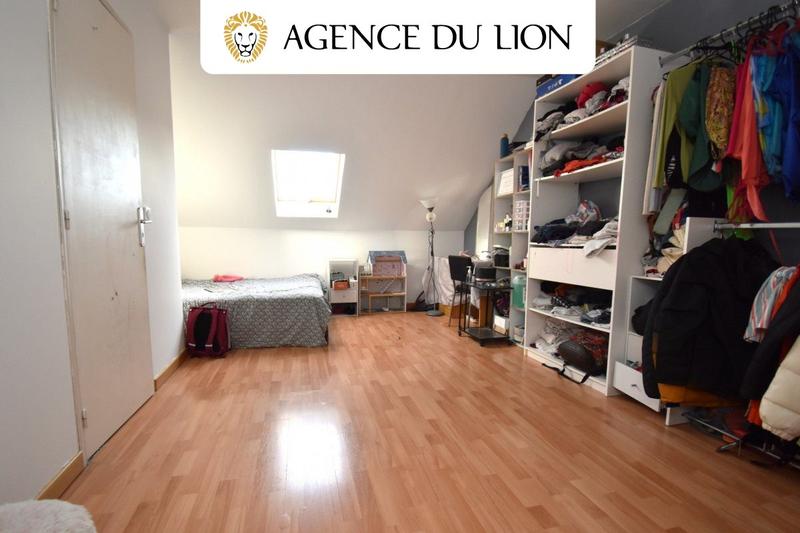 Maison - 111 m² - 6 pièces