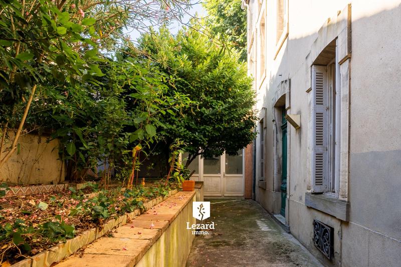 Maison ancienne - 282 m² - 8 pièces