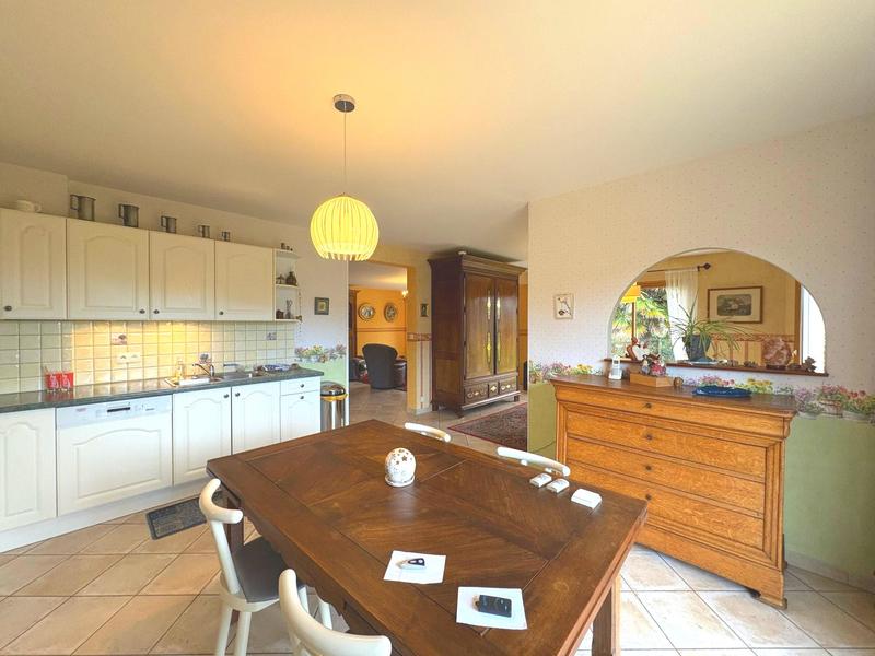 Maison - 168 m² - 7 pièces