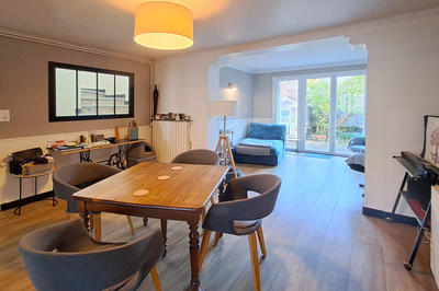 Maison - 68 m² - 8 pièces