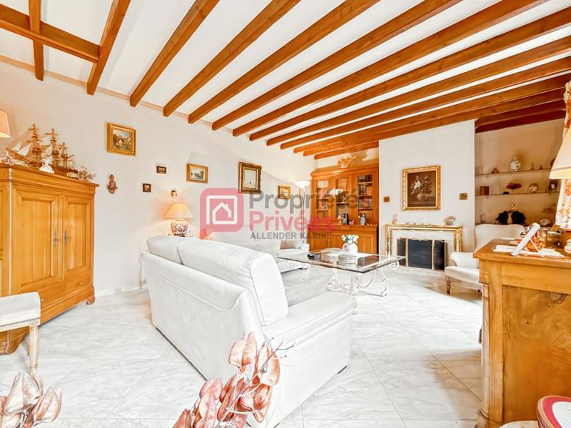 Maison - 160 m² - 5 pièces