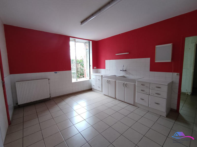 Maison - 200 m² - 5 pièces