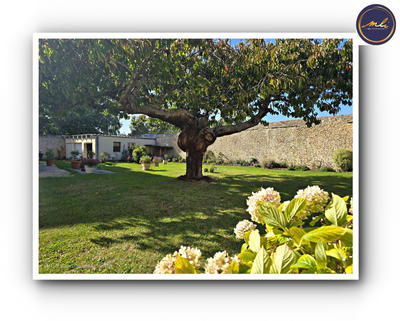 Maison traditionnelle - 200 m² - 8 pièces