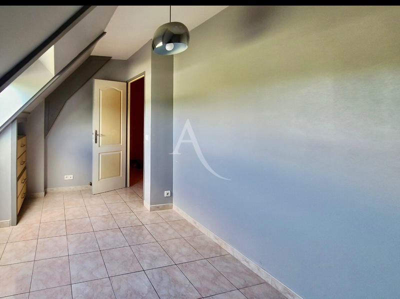 Maison - 127 m² - 6 pièces