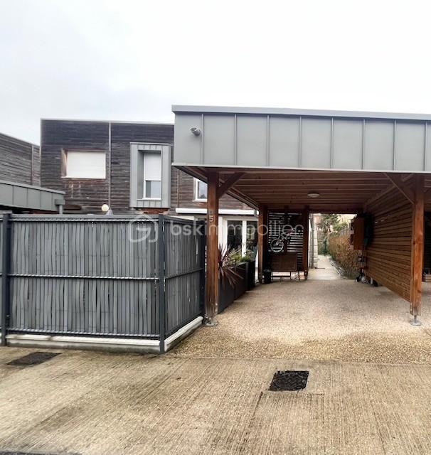 Maison - 88 m² - 4 pièces